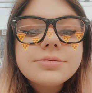 Meet your Posher, Shianne